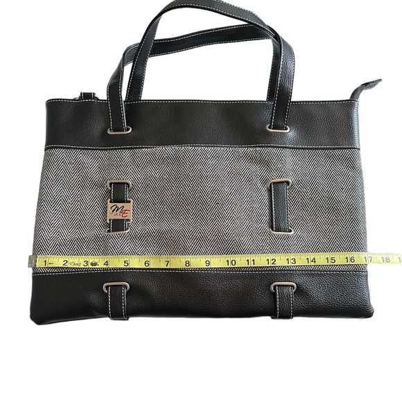 Mobile Edge Mobile Edge Classic Herringbone Laptop Tablet Bag - Picture 3 of 12